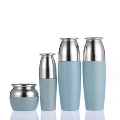 Steklenica z losjonom ukrivljene oblike